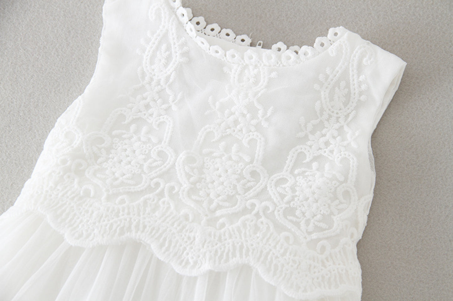 Elegant Lace Baby Christening Gown with Bonnet