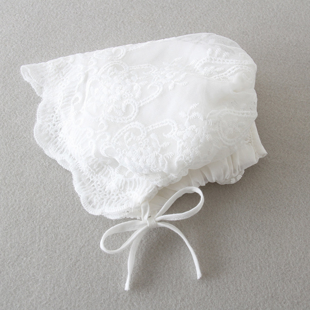 Elegant Lace Baby Christening Gown with Bonnet