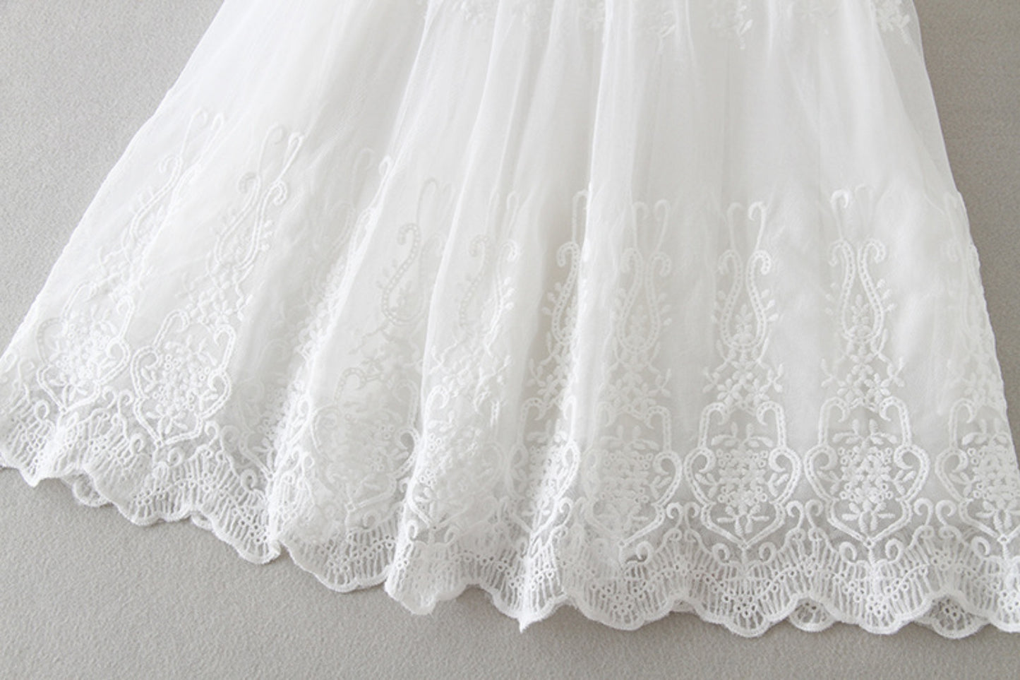 Elegant Lace Baby Christening Gown with Bonnet