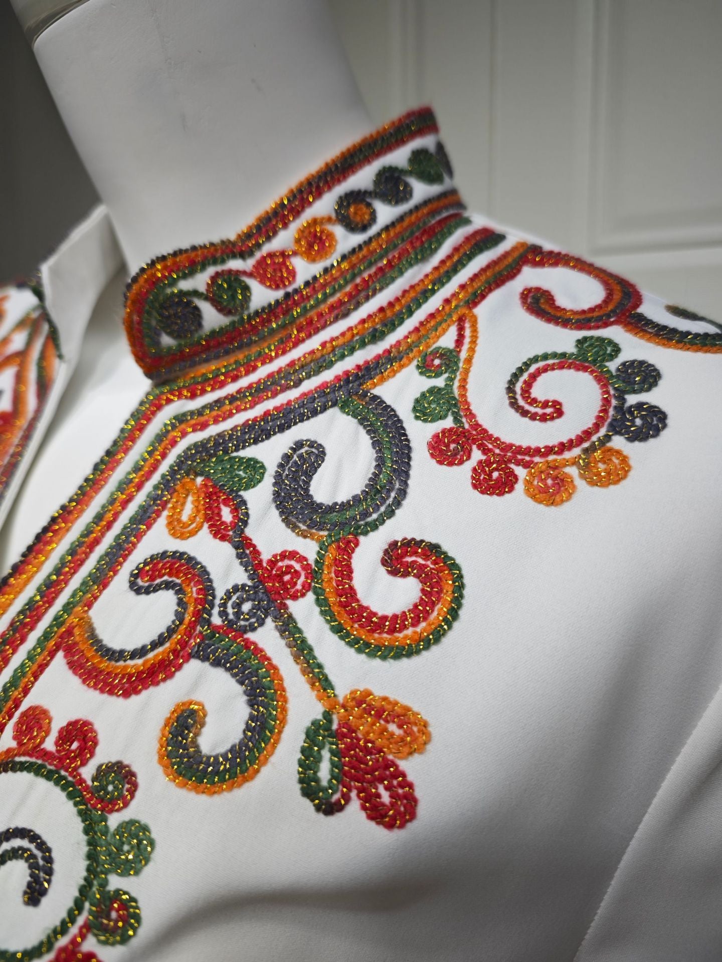 Muslim Women Embroidered Robe Autumn Winter Fashion Arab Dress Middle East Clothing Plus Size