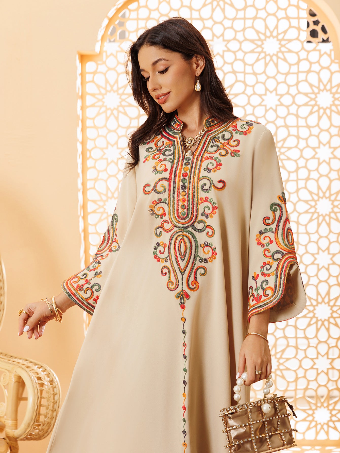 Muslim Women Embroidered Robe Autumn Winter Fashion Arab Dress Middle East Clothing Plus Size