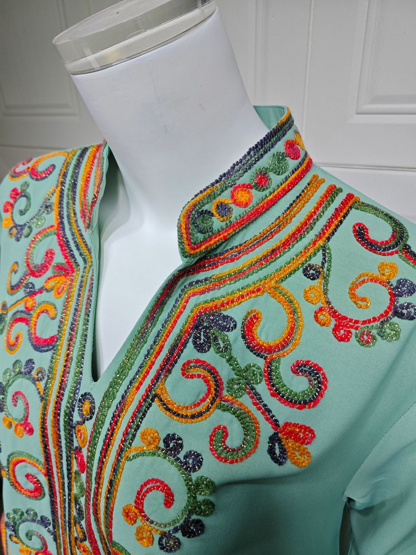 Muslim Women Embroidered Robe Autumn Winter Fashion Arab Dress Middle East Clothing Plus Size
