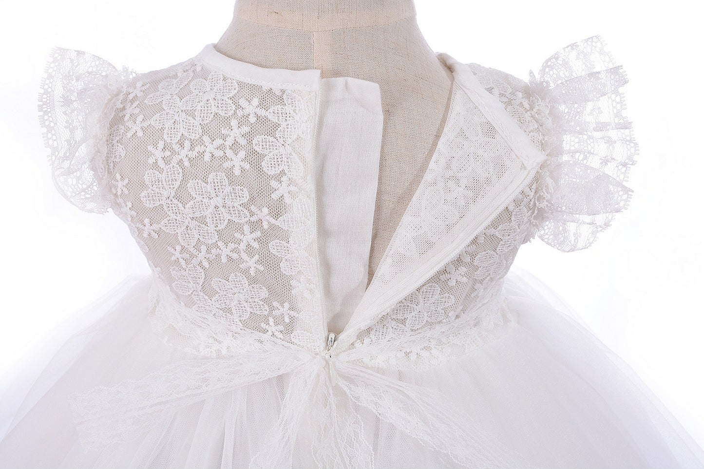 Baby Girl Lace Christening Dress – Lightweight Princess Baptism Gown with Bonnet