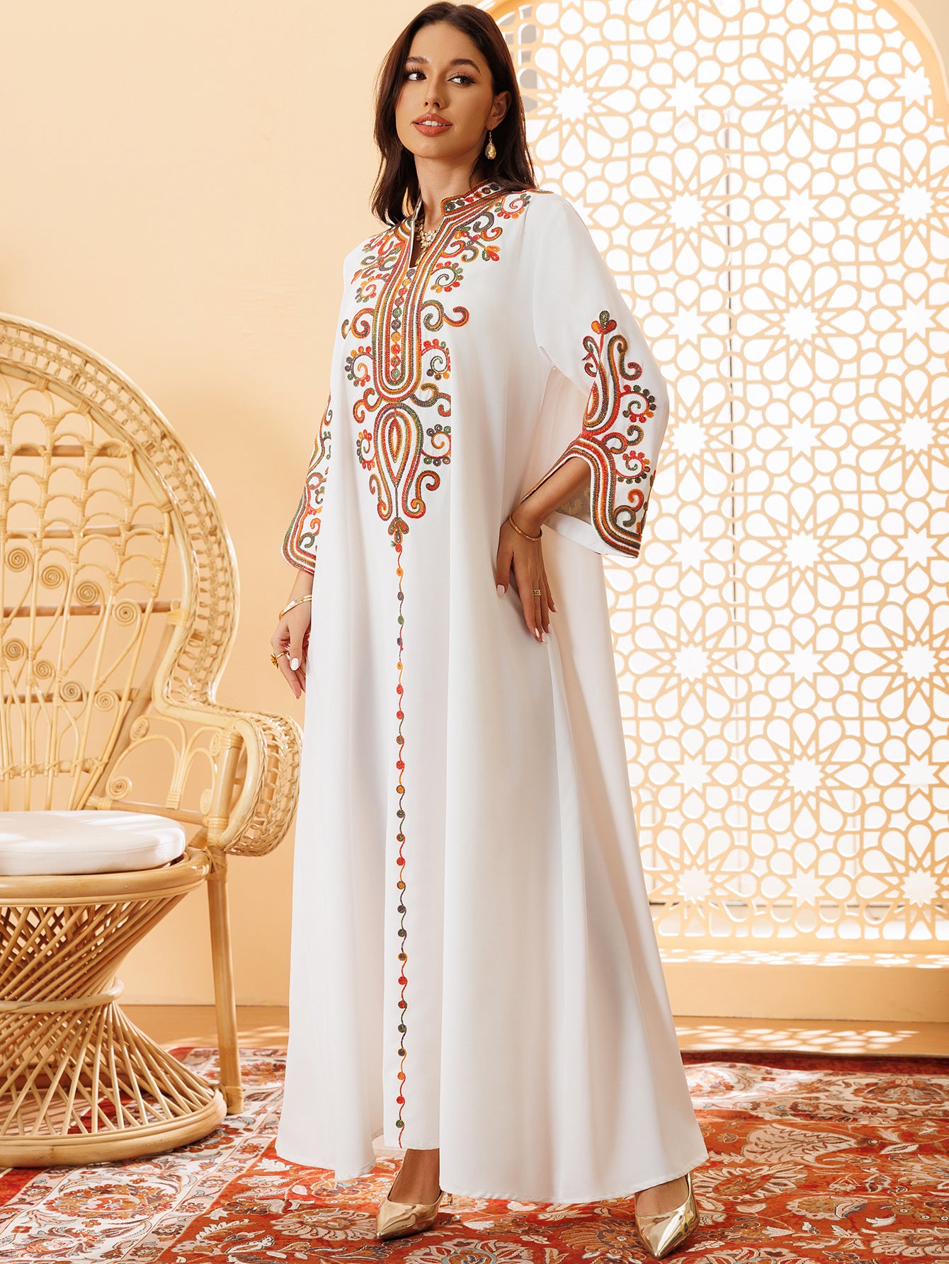 Muslim Women Embroidered Robe Autumn Winter Fashion Arab Dress Middle East Clothing Plus Size