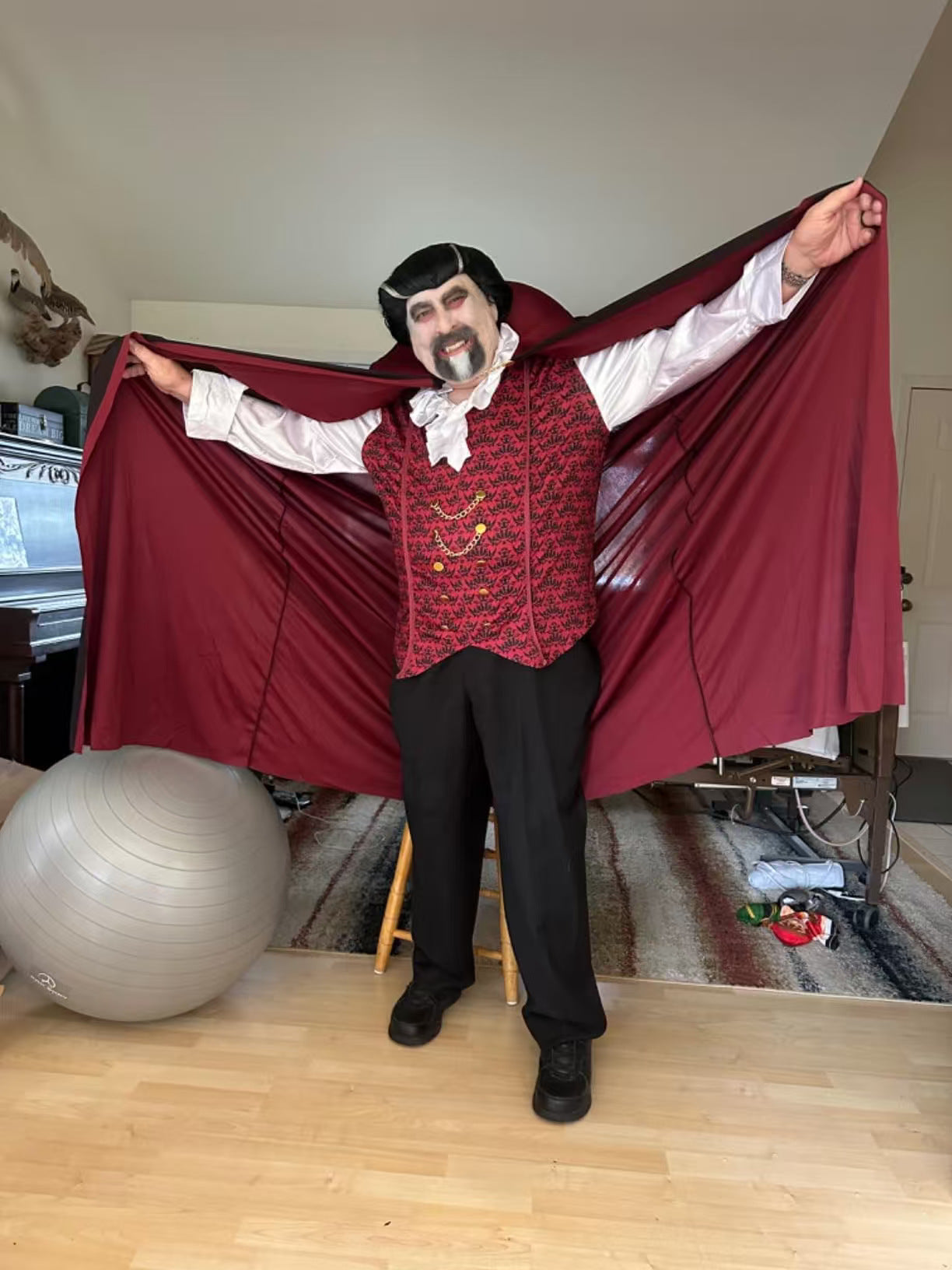 Mens Vampire Costume Shirt with Cape Gothic Dracula Halloween Fancy Dress S-2XL