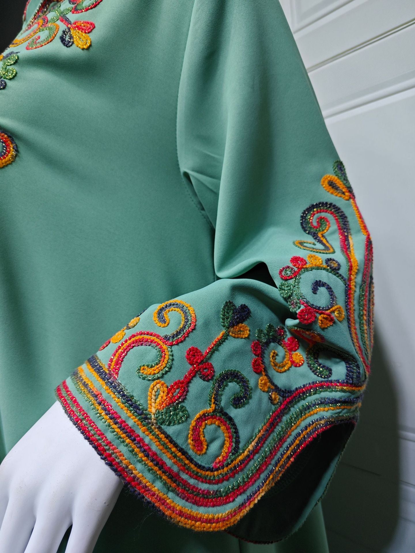 Muslim Women Embroidered Robe Autumn Winter Fashion Arab Dress Middle East Clothing Plus Size