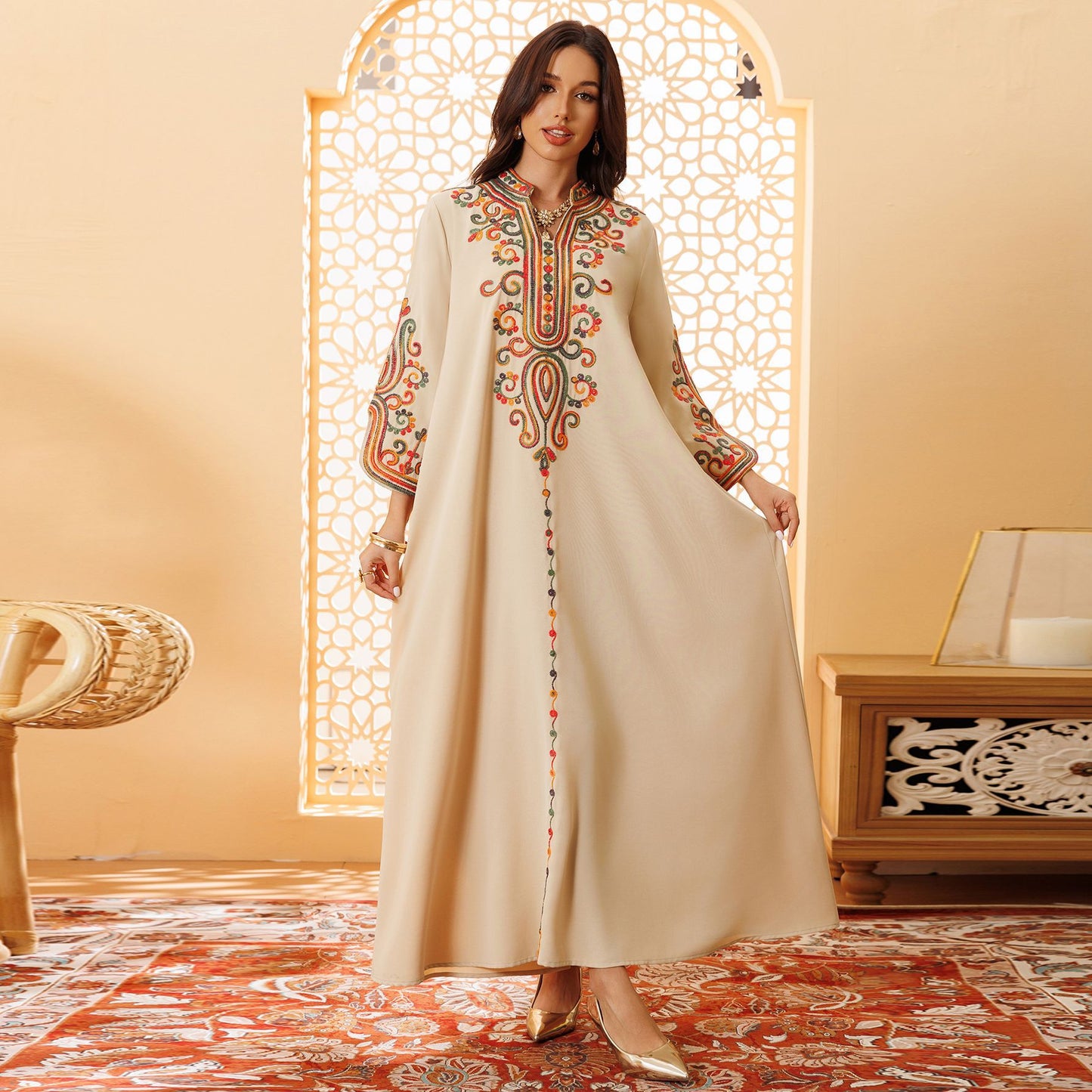 Muslim Women Embroidered Robe Autumn Winter Fashion Arab Dress Middle East Clothing Plus Size