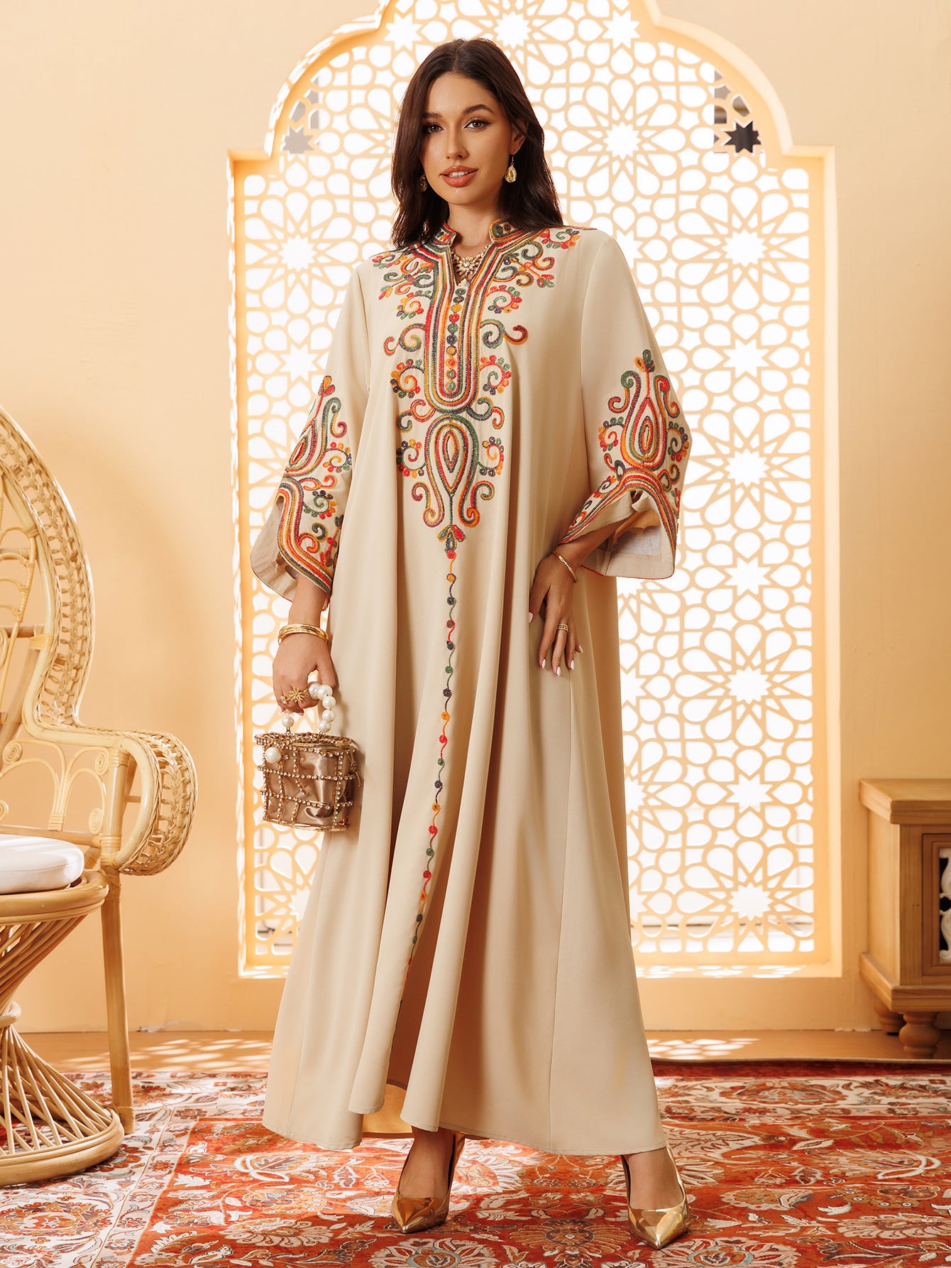 Muslim Women Embroidered Robe Autumn Winter Fashion Arab Dress Middle East Clothing Plus Size