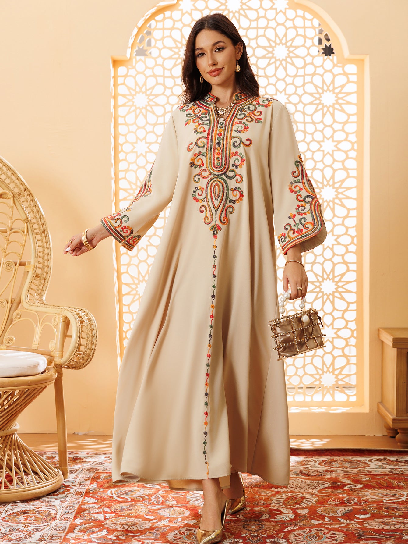 Muslim Women Embroidered Robe Autumn Winter Fashion Arab Dress Middle East Clothing Plus Size