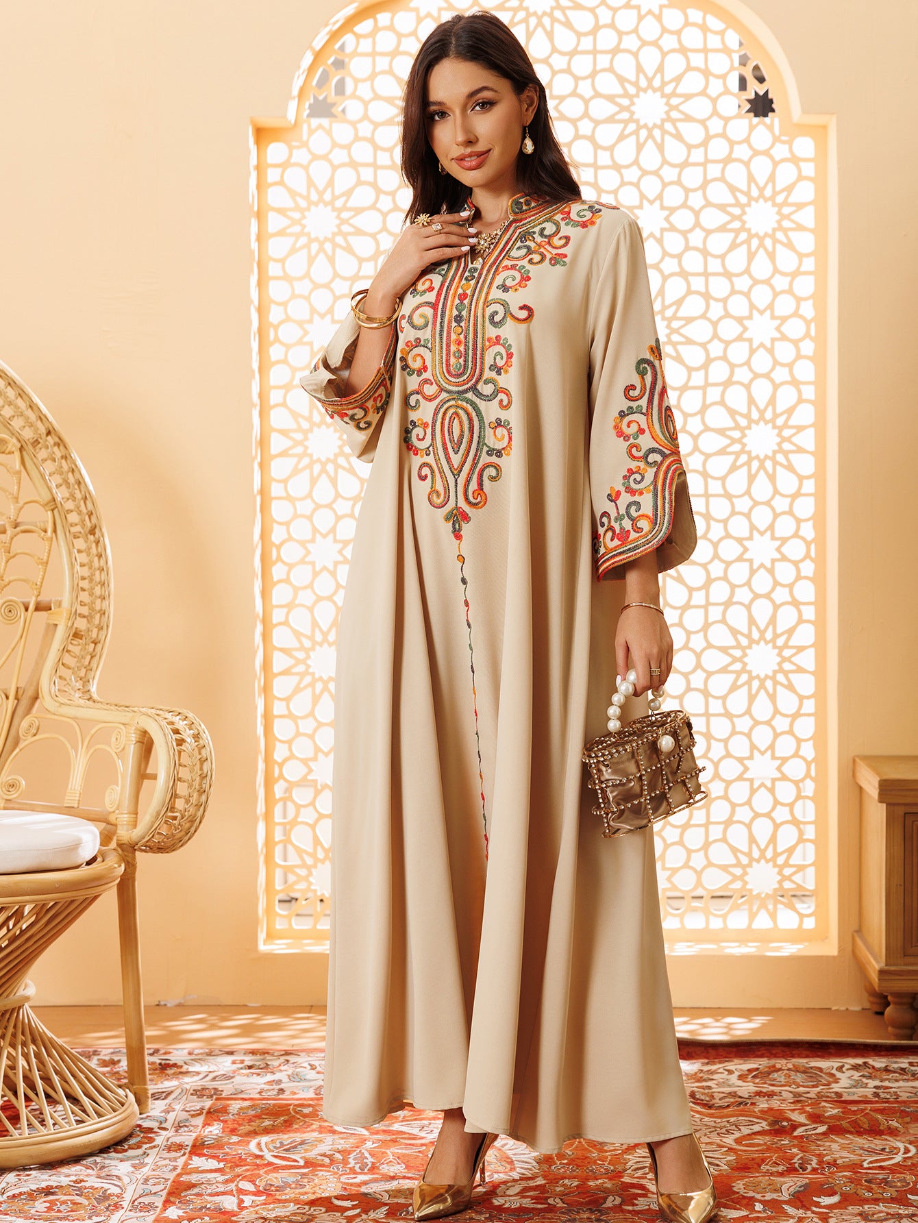Muslim Women Embroidered Robe Autumn Winter Fashion Arab Dress Middle East Clothing Plus Size